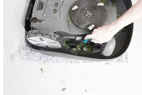 Gardena Kit mantenimiento y limpieza Gardena para robots cortacesped